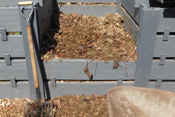 geschakelde compostbakken